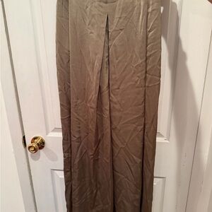 Women’s Satin High-Waist Pants in Taupe